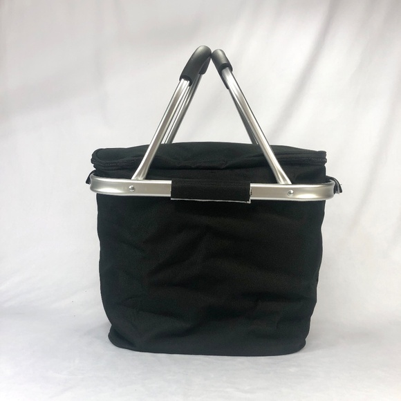 LEGO Leed's Picnic Cooler Employee Exclusive - NEW READ - Picture 2 of 7